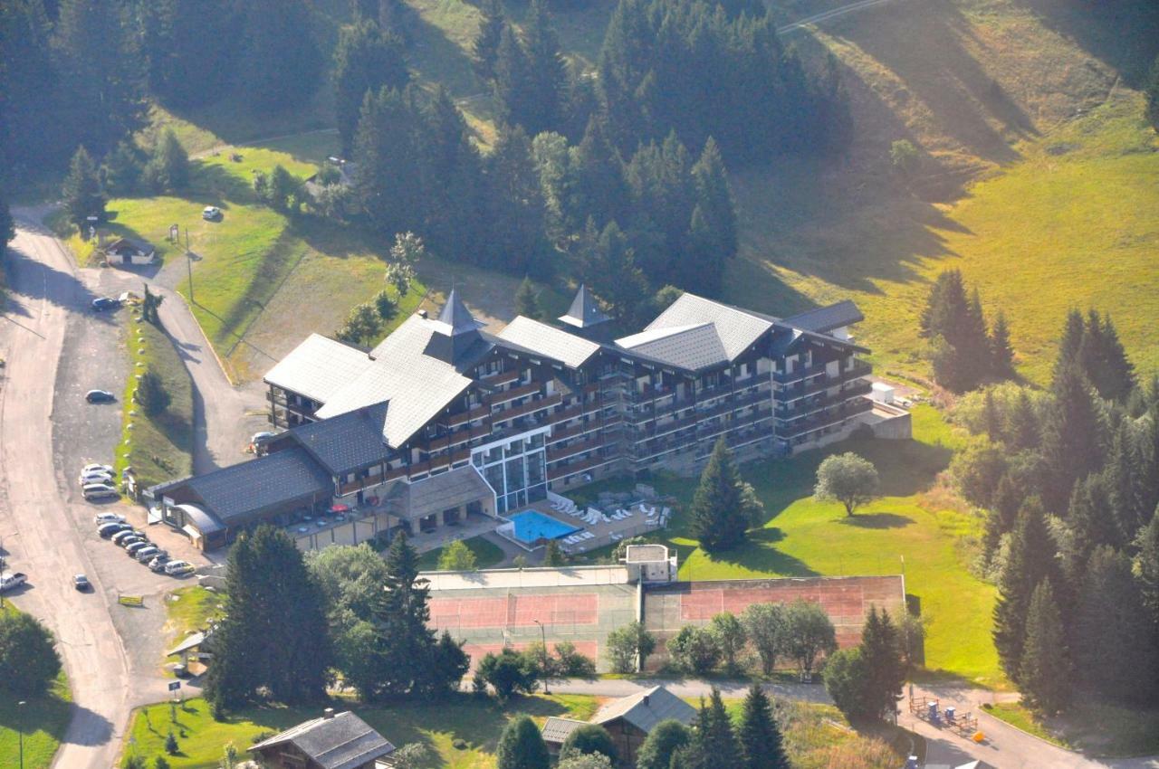 Les Terrasses Du Mont Blanc Apartment เลอพราซ์เดอลิส ภายนอก รูปภาพ